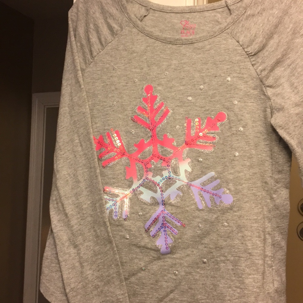 Long sleeve snowflake shirt